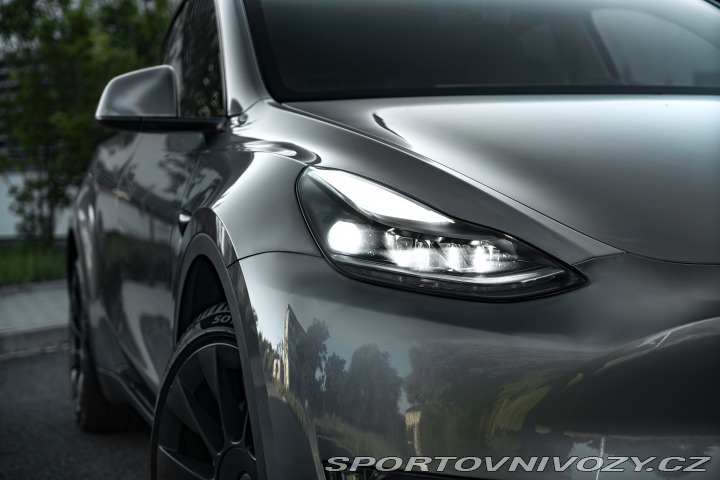 Tesla Model Y Long Range Dual Motor 2023