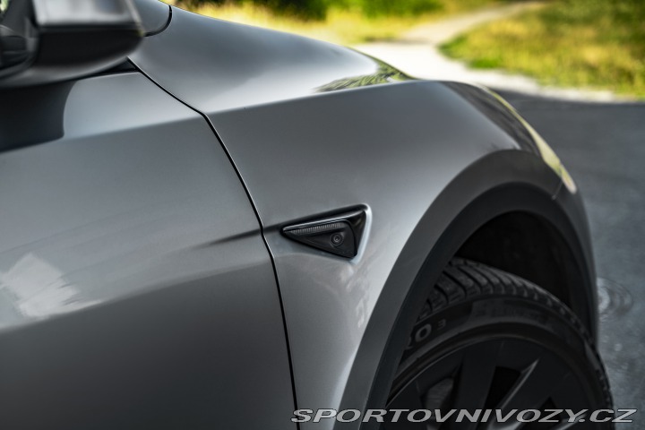 Tesla Model Y Long Range Dual Motor 2023