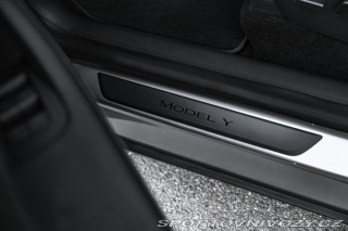Tesla Model Y Long Range Dual Motor 2023