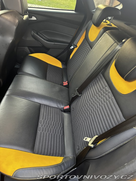Ford Focus ST  2015