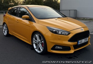 Ford Focus ST  2015