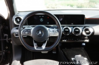Mercedes-Benz A A180 / AMG LINE / TOP 2020