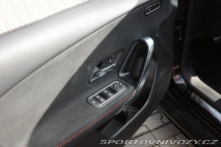 Mercedes-Benz A A180 / AMG LINE / TOP 2020