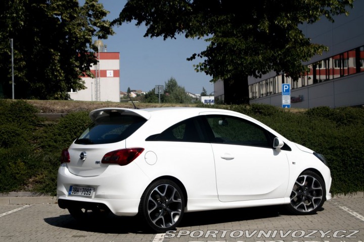 Opel Corsa OPC ve výjimečně zachovalém s 2015