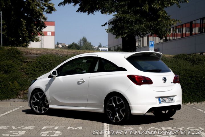 Opel Corsa OPC ve výjimečně zachovalém s 2015