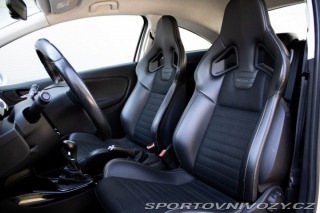 Opel Corsa OPC ve výjimečně zachovalém s 2015