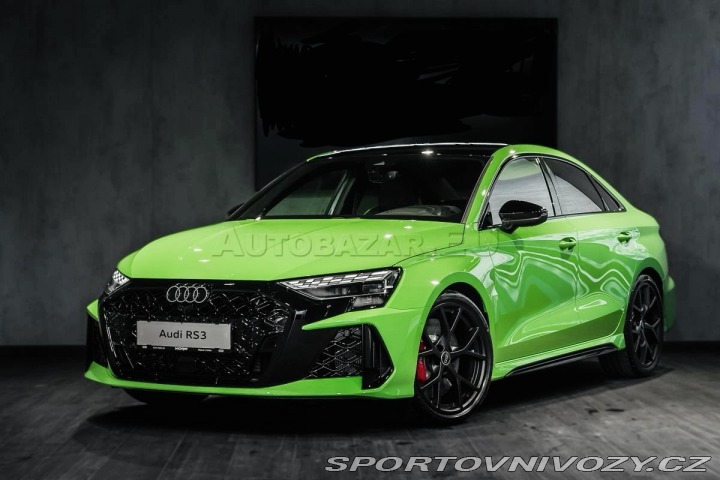 Audi RS3  2025