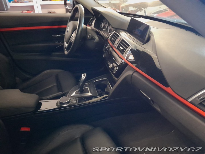 BMW 3  2018