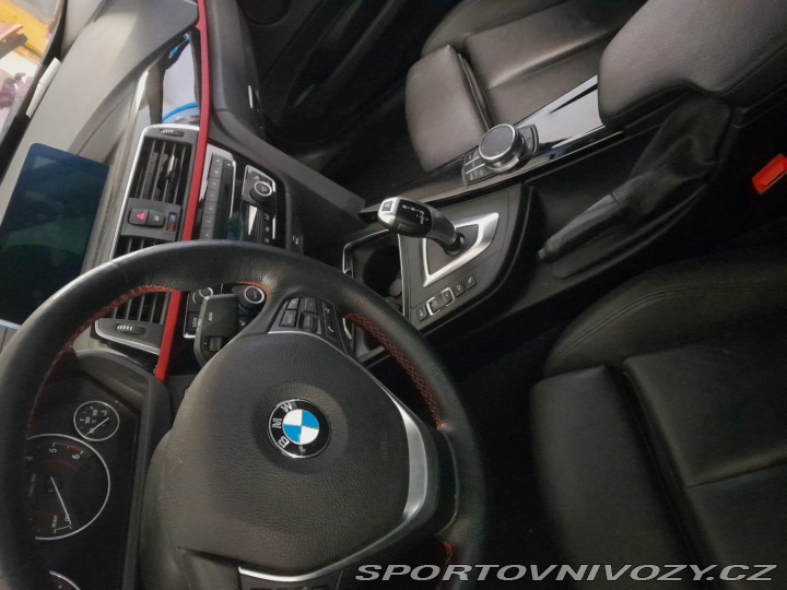 BMW 3  2018