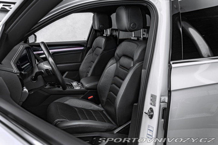 Volkswagen Ostatní modely Touareg 210kW R-line 4M Vzduch IQ 2019