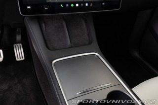 Tesla Model Y Performance/AWD/Dualmotor 2025