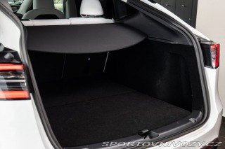 Tesla Model Y Performance/AWD/Dualmotor 2025