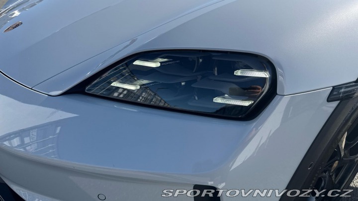 Porsche Taycan 4S Cross Turismo 2024