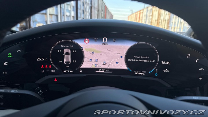Porsche Taycan 4S Cross Turismo 2024