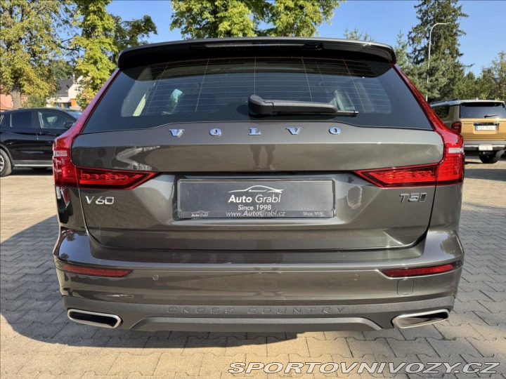 Volvo V60 T5 Cross country 2020