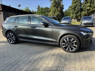 Volvo V60 T5 Cross country 2020