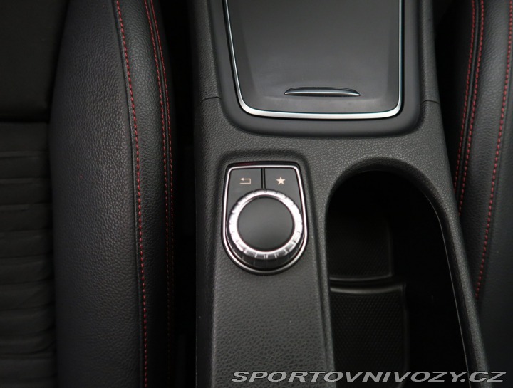 Mercedes-Benz CLA AMG Paket 180 2017