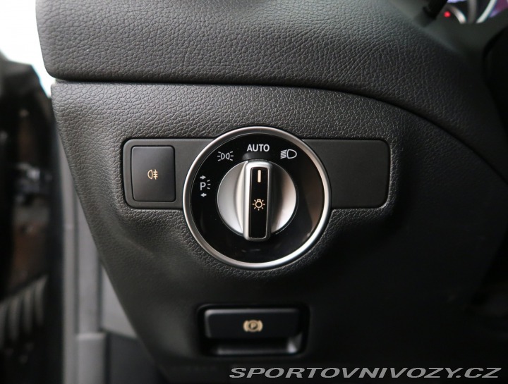 Mercedes-Benz CLA AMG Paket 180 2017