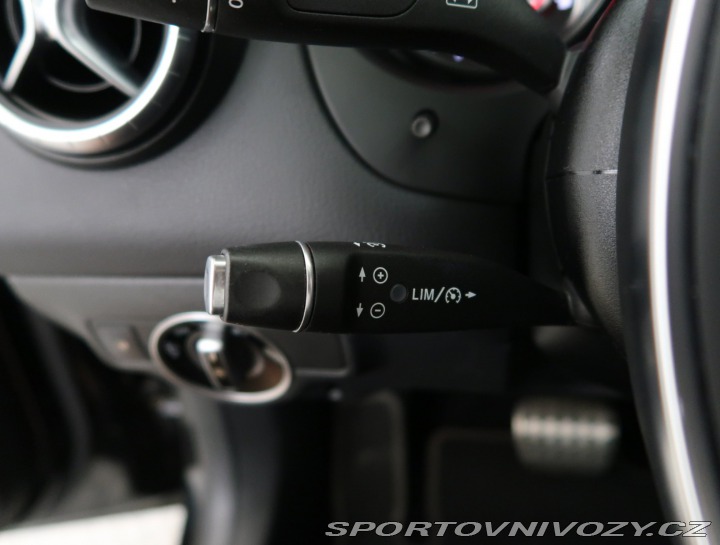 Mercedes-Benz CLA AMG Paket 180 2017