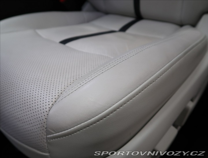 Mazda Ostatní modely CX-60 2,5 PHEV TAKUMI AUT AWD 2 2022