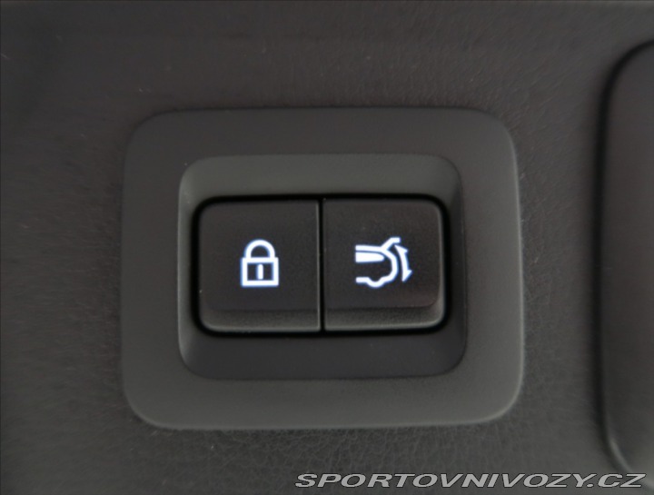 Mazda Ostatní modely CX-60 2,5 PHEV TAKUMI AUT AWD 2 2022