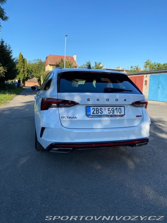 Škoda Octavia RS 2,0   TSI 180kw 1800