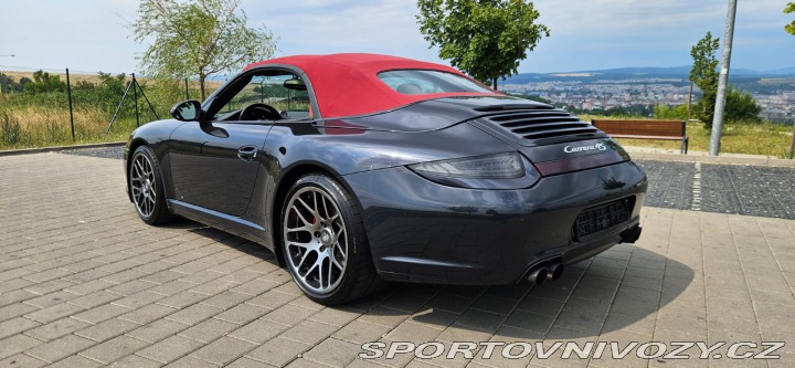 Porsche 911 Carrera 4S PDK 2012