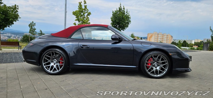 Porsche 911 Carrera 4S PDK 2012