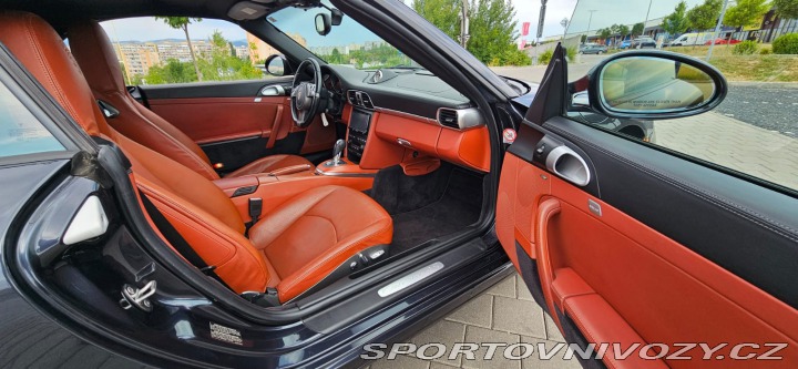 Porsche 911 Carrera 4S PDK 2012