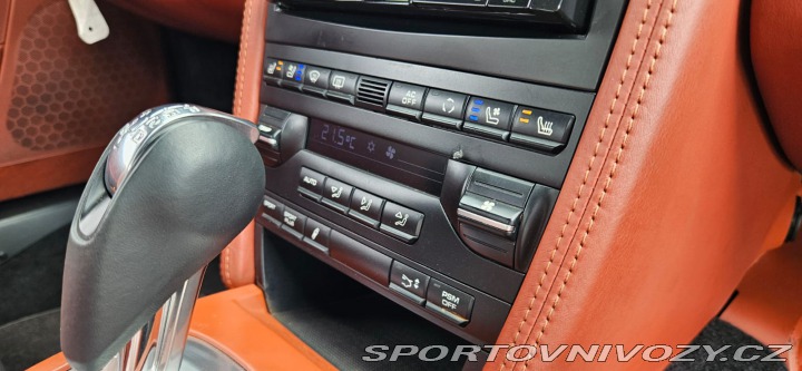 Porsche 911 Carrera 4S PDK 2012