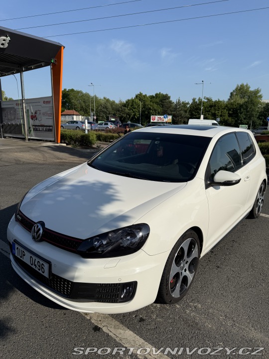 Volkswagen Golf 6 GTI 2009