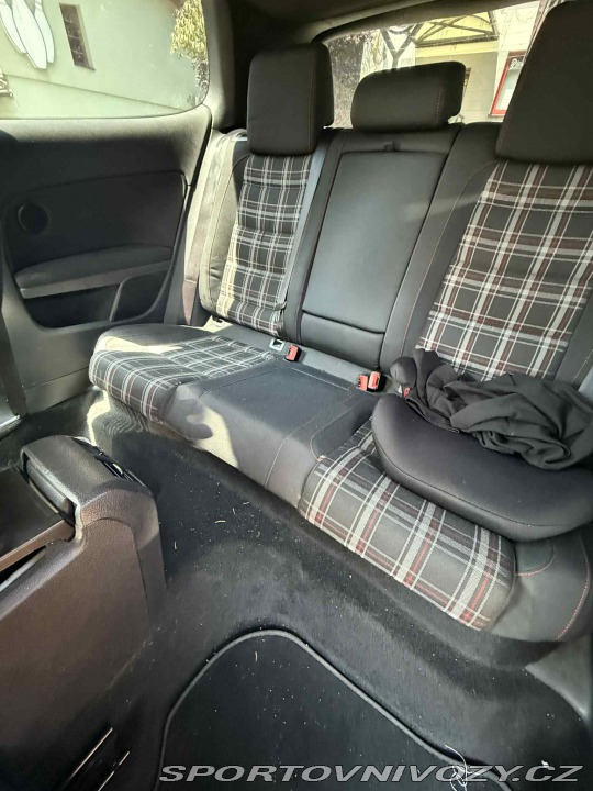 Volkswagen Golf 6 GTI 2009