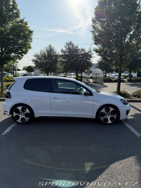 Volkswagen Golf 6 GTI 2009