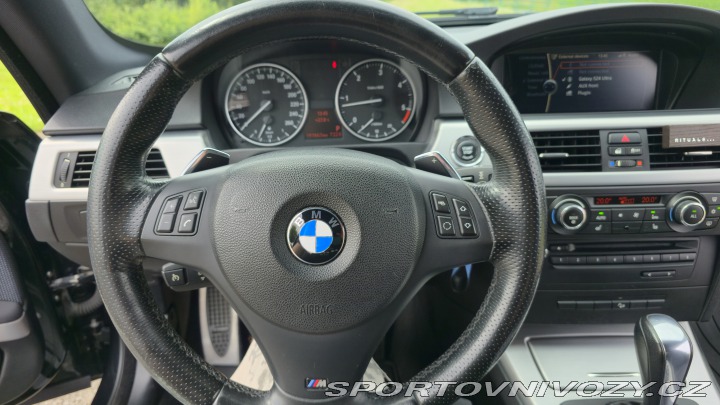 BMW 3 320d E92, xDrive 2011