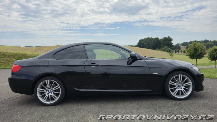 BMW 3 320d E92, xDrive 2011