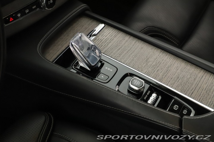 Volvo Ostatní modely XC90 Inscription B5 AWD Polest 2020
