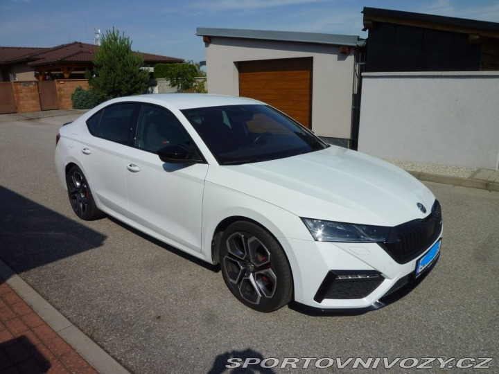 Škoda Ostatní modely Octavia 2,0 4 RS 1800