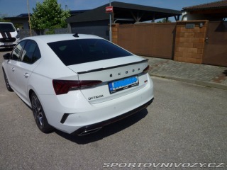 Škoda Ostatní modely Octavia 2,0   4 RS 1800