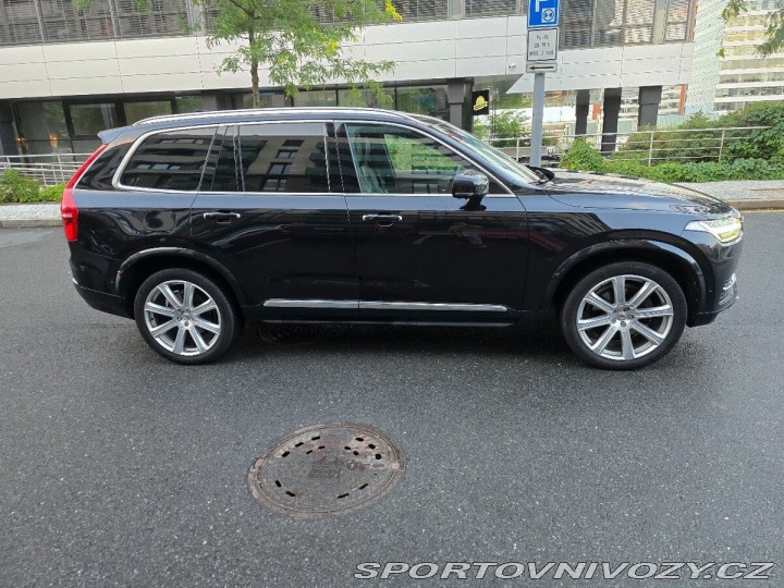 Volvo Ostatní modely XC90 2,0 D5 AWD INSCRIPTION 1800