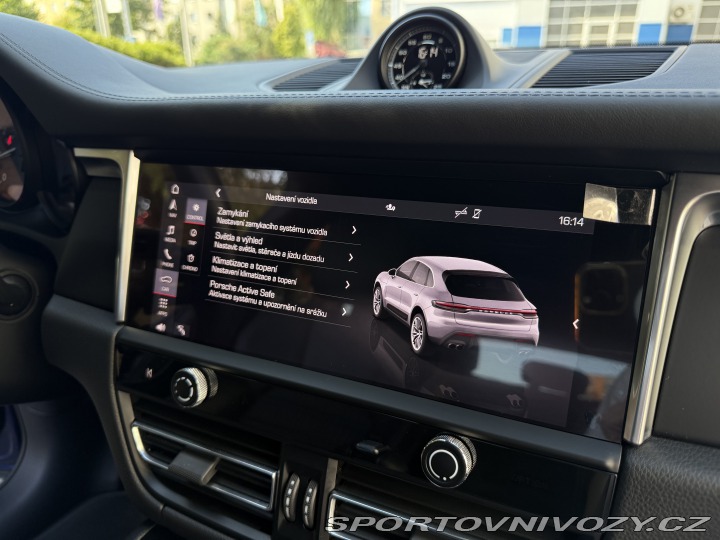 Porsche Macan T 2023