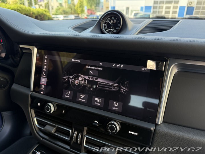 Porsche Macan T 2023