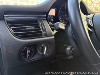 Porsche Macan T 2023