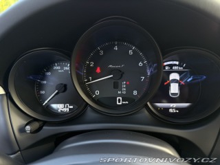 Porsche Macan T 2023