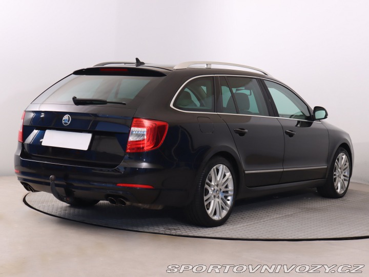 Škoda Superb Elegance 3.6 FSI V6 2014