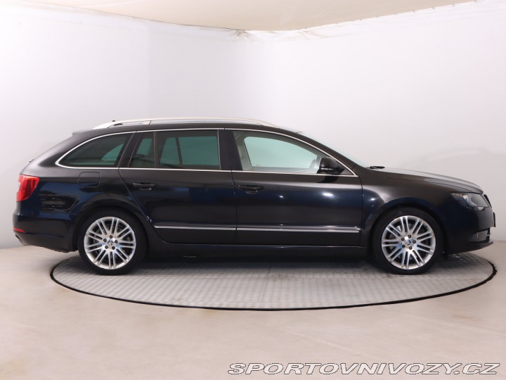 Škoda Superb Elegance 3.6 FSI V6 2014
