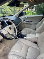 Volvo Ostatní modely XC60 2,4   D5, 169kW 2014
