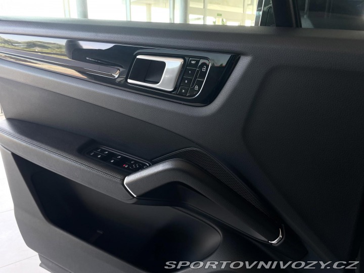 Porsche Cayenne Coupe*Chrono*Vzduch*REZER 2020