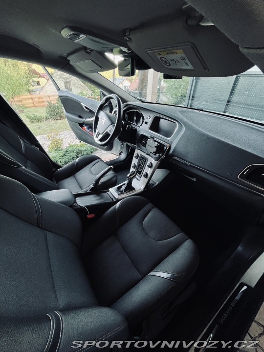 Volvo V40 Cross Country T4 AWD 2015