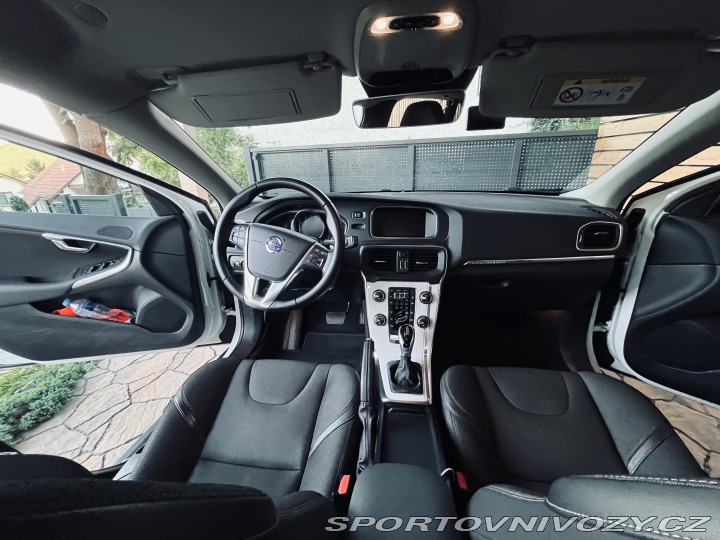 Volvo V40 Cross Country T4 AWD 2015