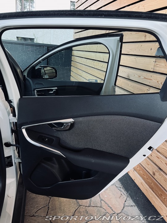 Volvo V40 Cross Country T4 AWD 2015